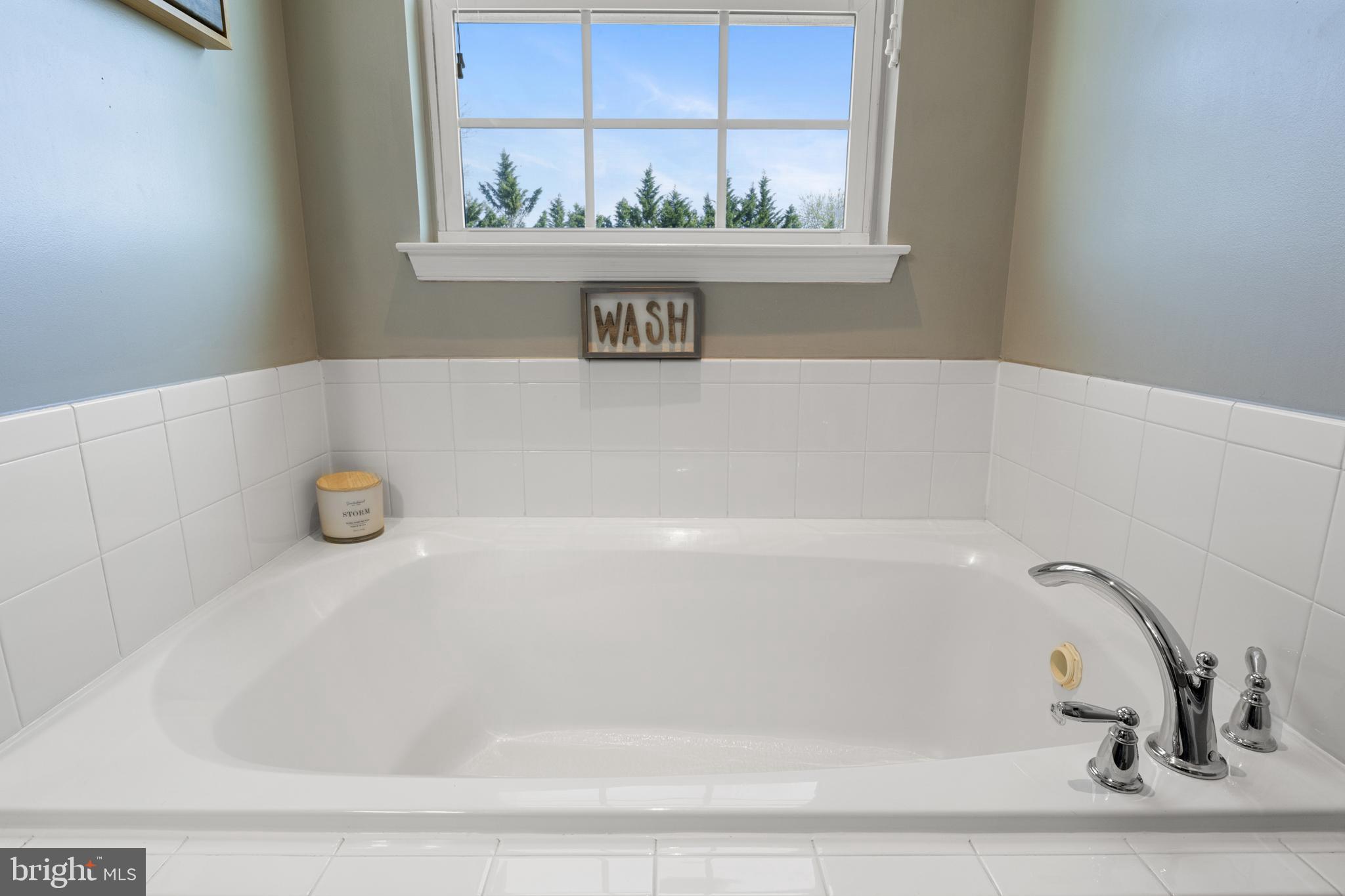 855 Blossom Drive Hanover, PA 17331 - Photo 31 of 53 a bathroom with a bathtub