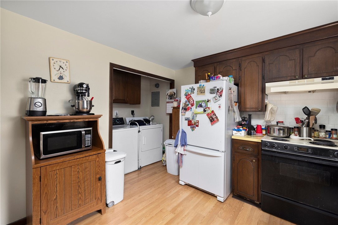 64 Walnut Street Tiverton, RI 02878 - Photo 13 of 40