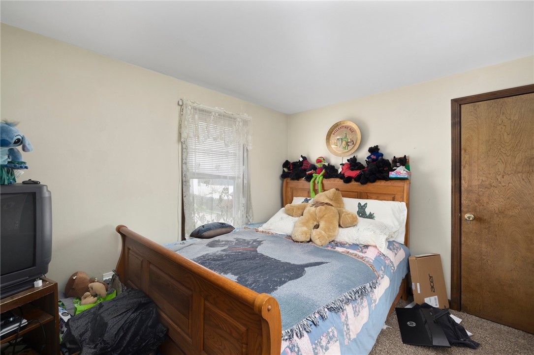 64 Walnut Street Tiverton, RI 02878 - Photo 22 of 40