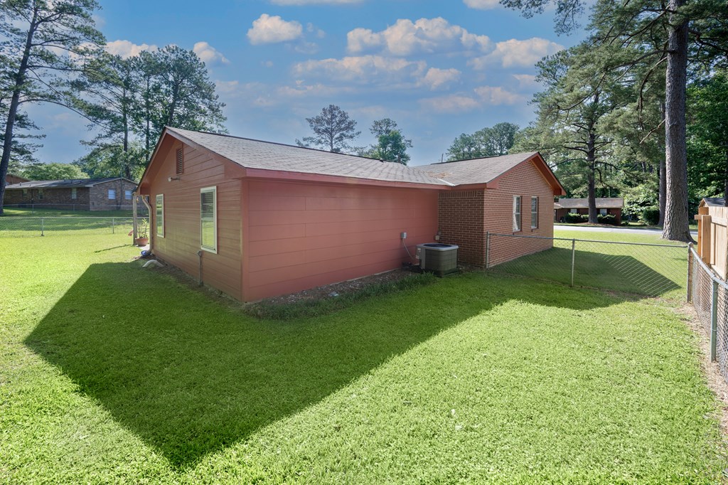 6215 Rockefeller Drive Columbus, GA 31909 - Photo 25 of 27 Gallery Image 25