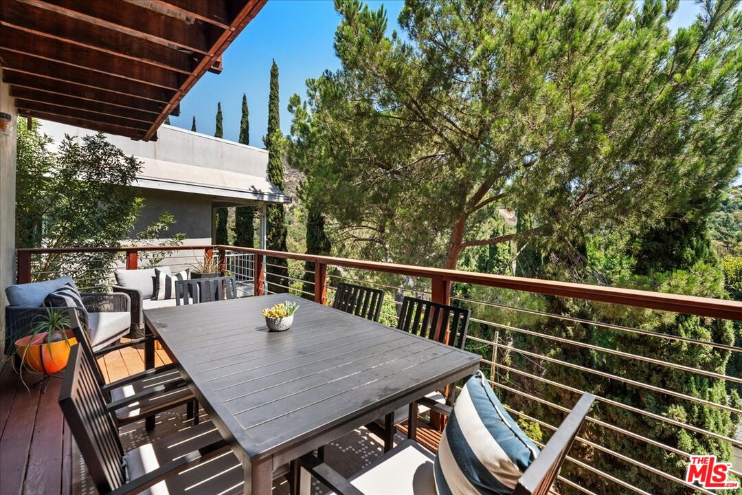 3234 Hillock Drive Los Angeles, CA 90068 - Photo 6 of 25 a view of a balcony dining area