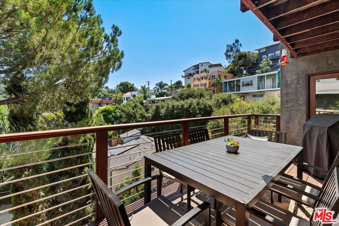 3234 Hillock Drive Los Angeles, CA 90068 - Photo 7 of 25 a view of a outdoor seating area with furniture