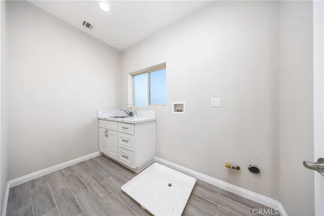 $725,000 | 1456 West 11th Street, Pomona, CA 91766