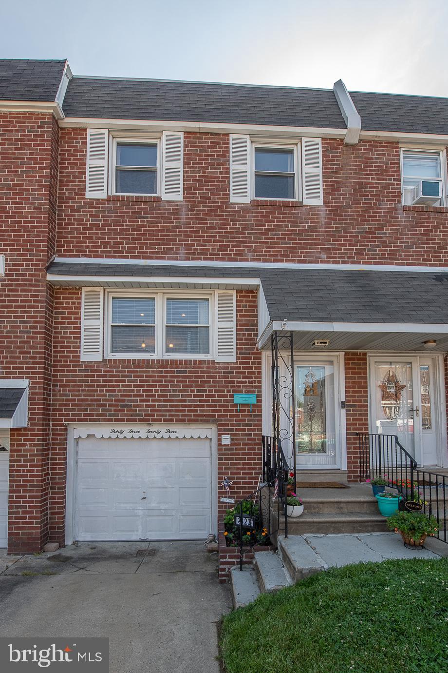 3323 Morning Glory Road Philadelphia, PA 19154 - Photo 3 of 52