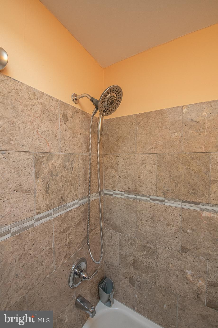 3323 Morning Glory Road Philadelphia, PA 19154 - Photo 40 of 52