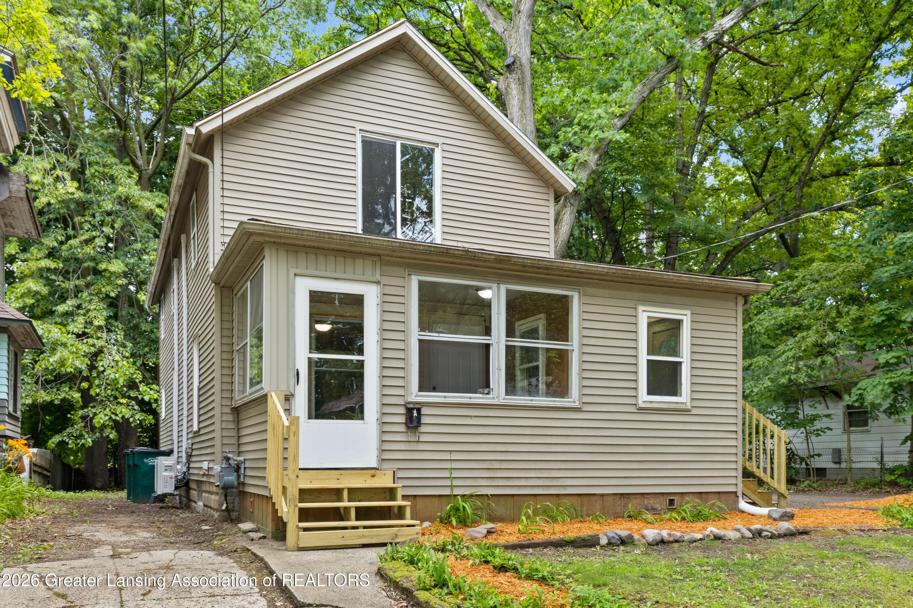 607 Shepard Street Lansing, MI 48912 - Photo 1 of 35 IMG_3070