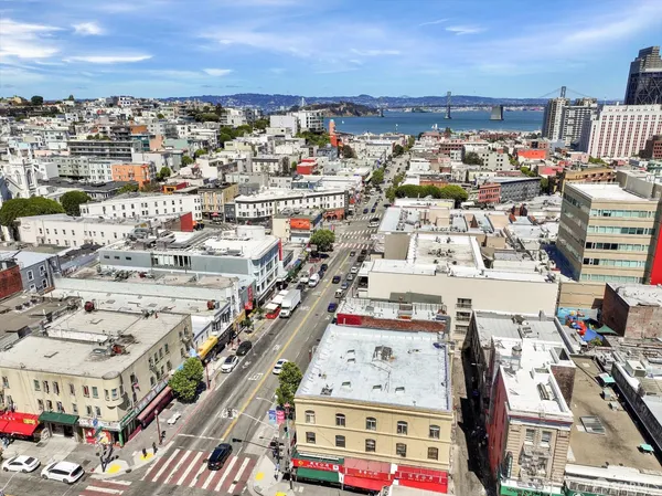 $3,000,000 | 678-680 Broadway, San Francisco, CA 94133