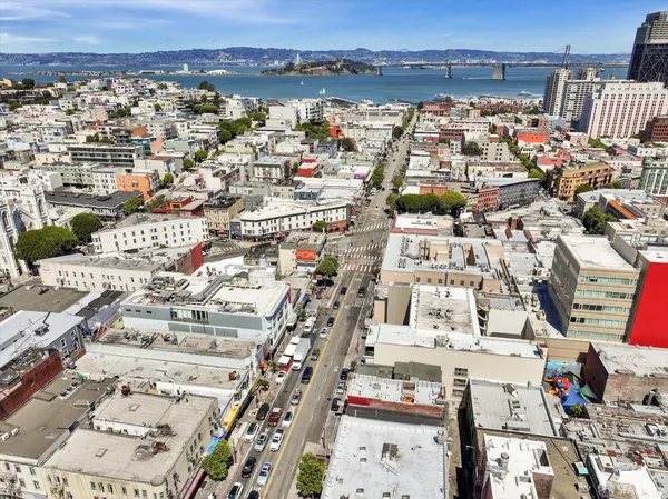 $3,000,000 | 678-680 Broadway, San Francisco, CA 94133