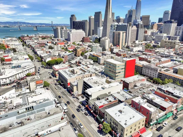 $3,000,000 | 678-680 Broadway, San Francisco, CA 94133