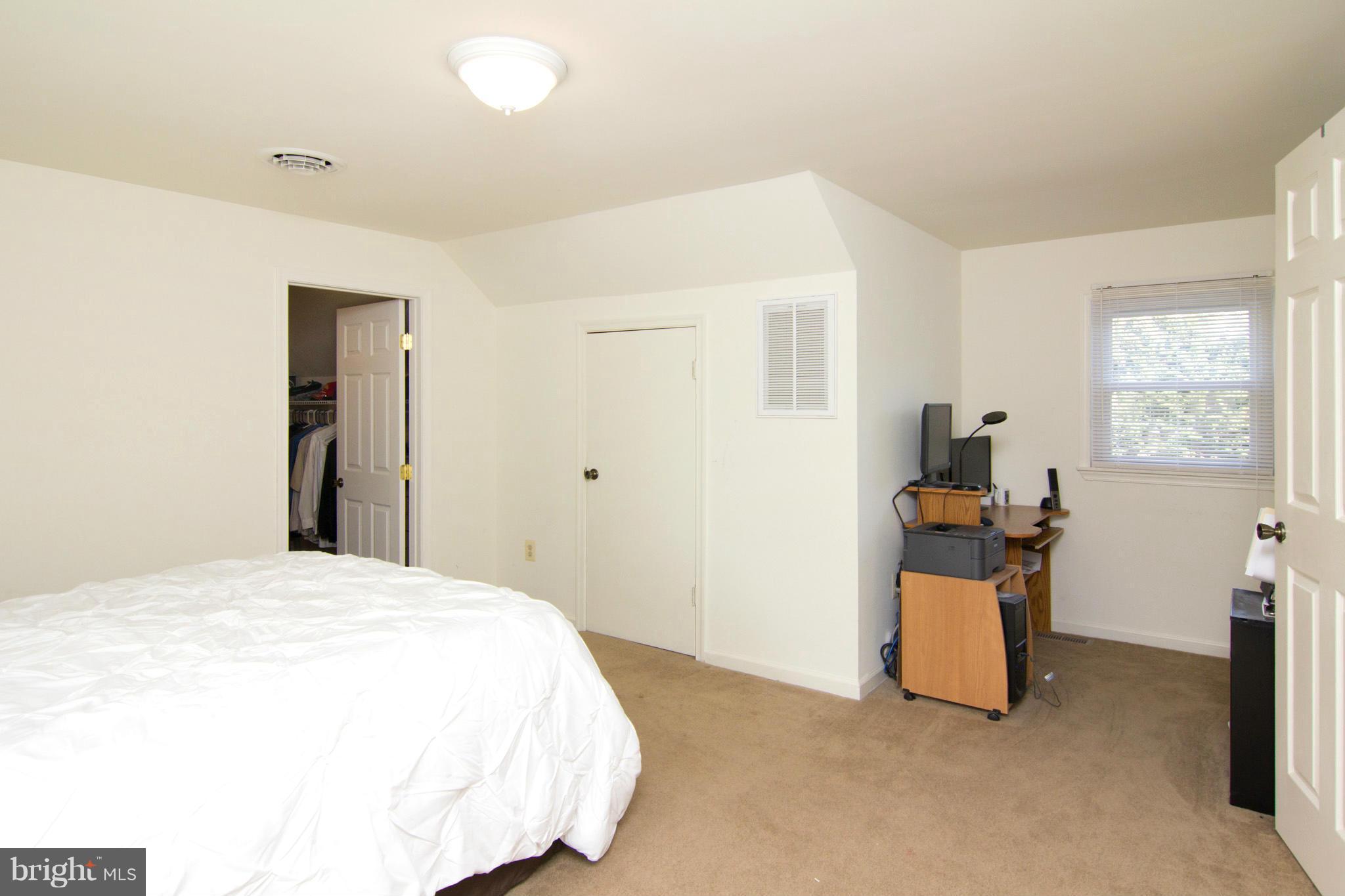 470 Uniontown Road Westminster, MD 21158 - Photo 17 of 25 Bedroom (Master)