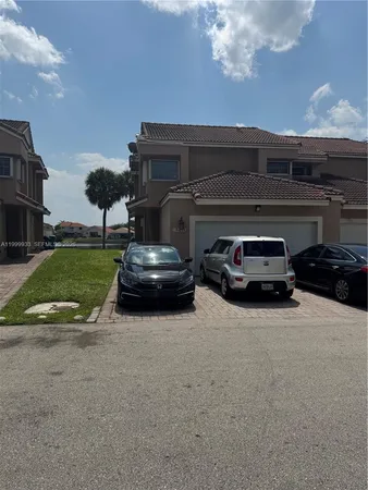 $460,000 | 8270 Northwest 191st Lane, Unit 13L, Hialeah, FL 33015