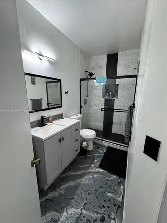 $460,000 | 8270 Northwest 191st Lane, Unit 13L, Hialeah, FL 33015