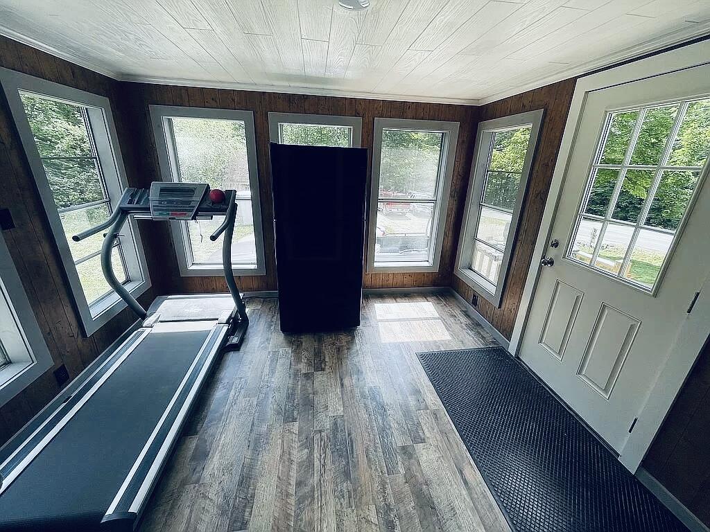 96 Main Road Burlington, ME 04417 - Photo 22 of 24 Mud room