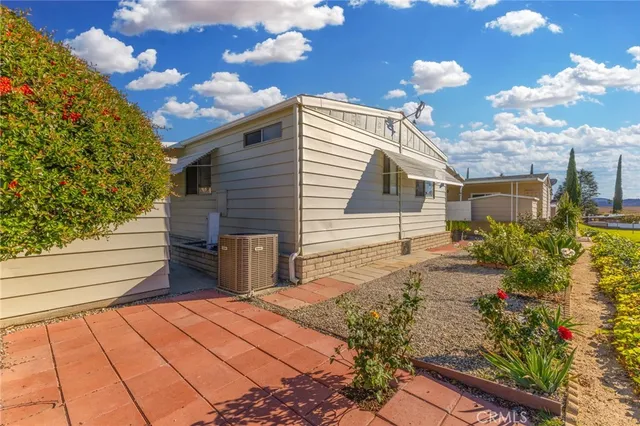 a house view with a outdoor space