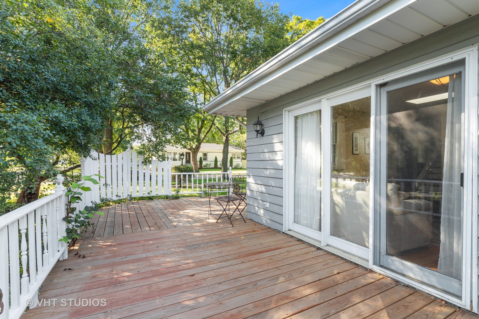 1600 Good Avenue Park Ridge, IL 60068 - Photo 15 of 20 a view of a deck with wooden floor and fence