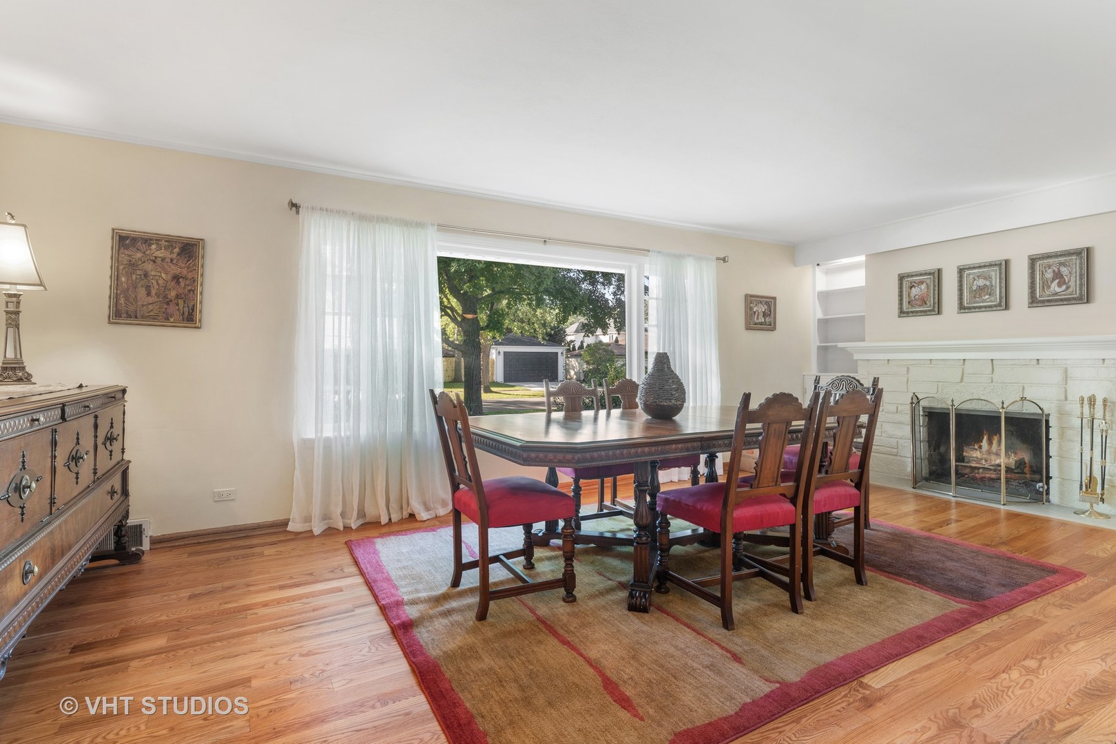 1600 Good Avenue Park Ridge, IL 60068 - Photo 5 of 20 a dining room with furniture window and wooden floor