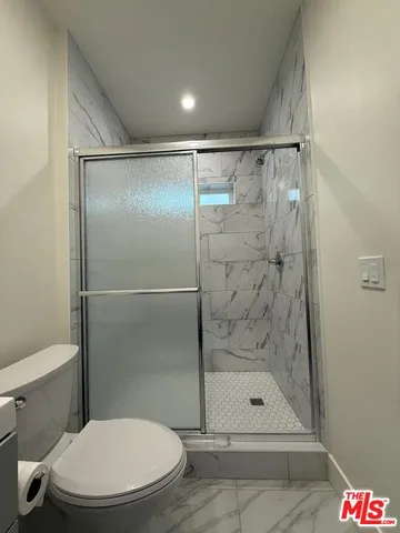 $1,799 | 6942 Atoll Avenue, North Hollywood, CA 91605