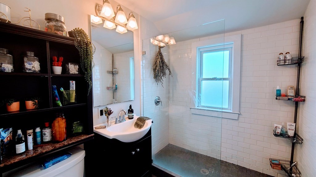 74 Morrison Avenue Somerville, MA 02144 - Photo 9 of 25