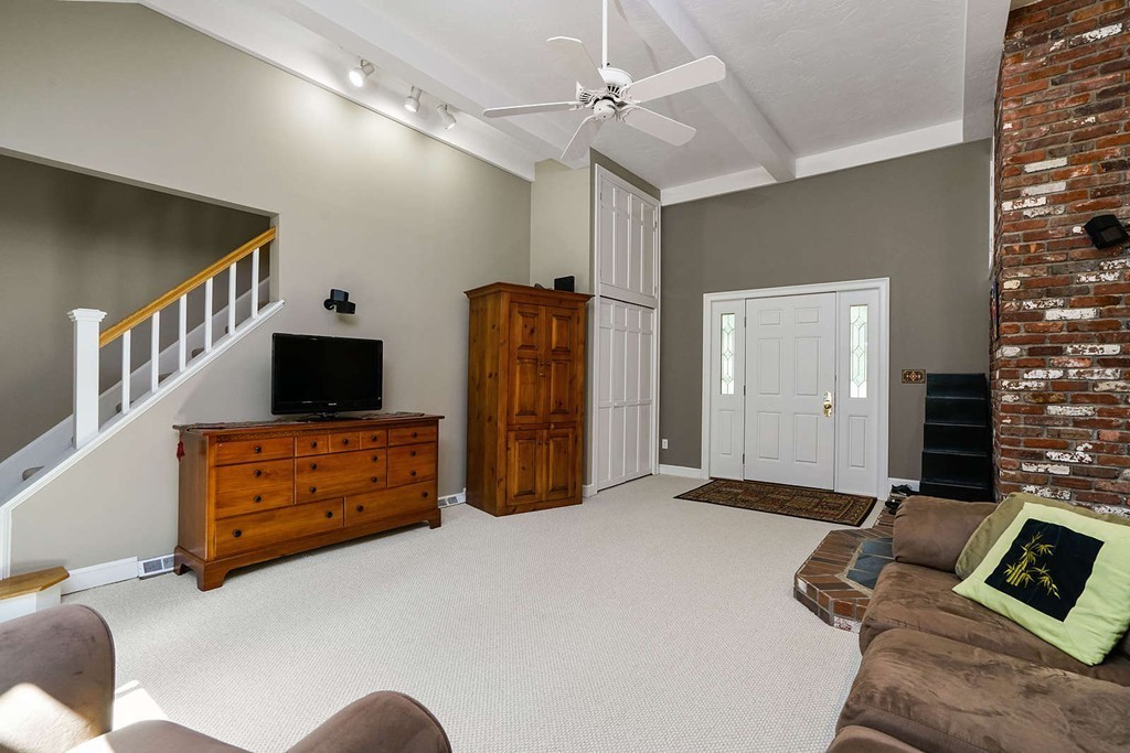 159 Tilden Road Scituate, MA 02066 - Photo 10 of 30