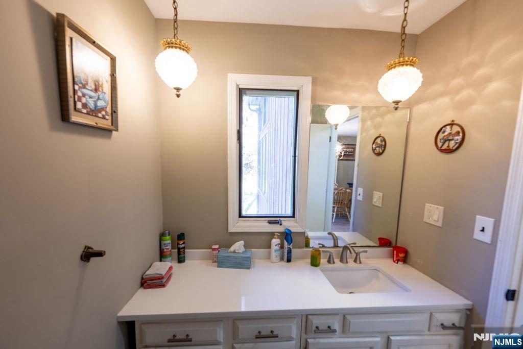 13 Village Way, Unit 7 Vernon, NJ 07462 - Photo 16 of 46