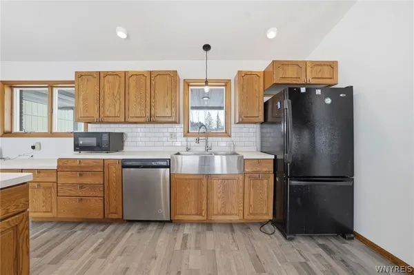 $549,900 | 742 Centerline Road, Sheldon, NY 14145