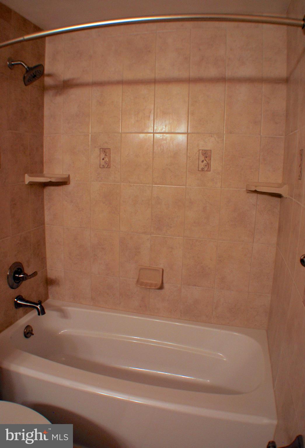 3900 Millner Road Baltimore, MD 21236 - Photo 22 of 28 Bath
