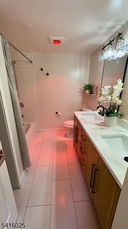 $2,300 | 769 Summer Avenue, Newark, NJ 07104