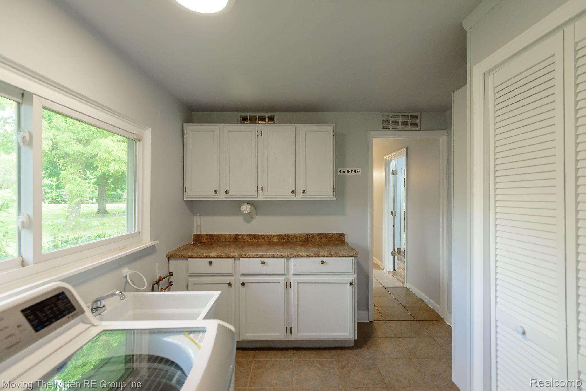 2430 Hannan Road Canton, MI 48188 - Photo 11 of 74 Gallery Image 11