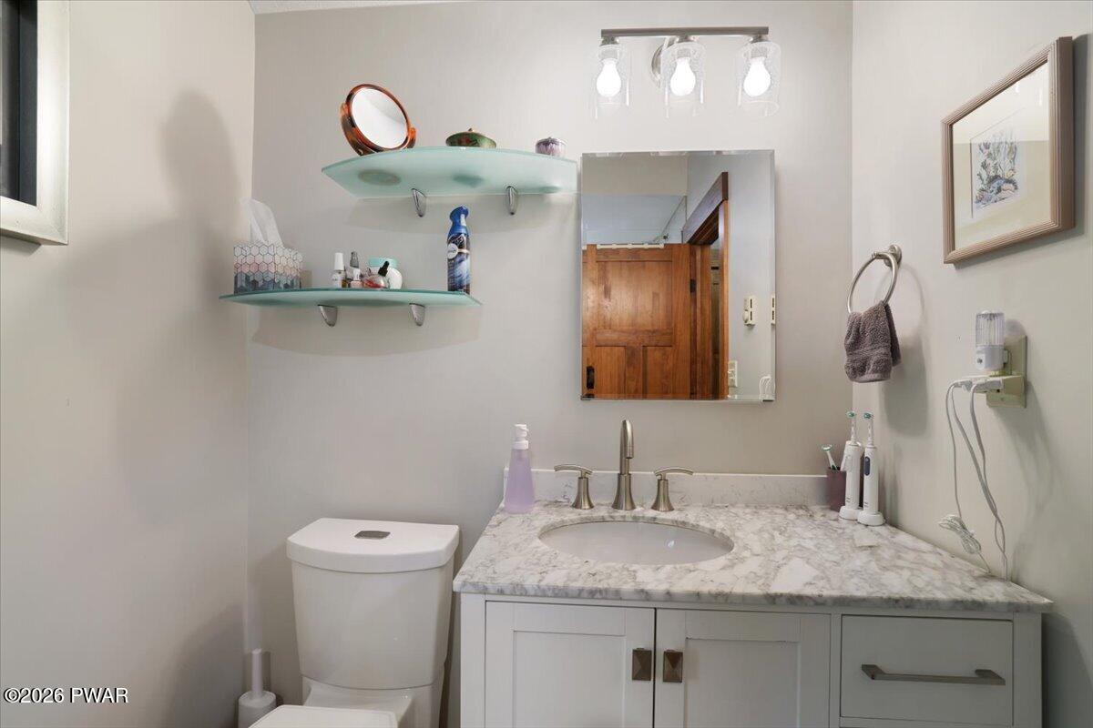 2350 Eagle Path Bushkill, PA 18324 - Photo 17 of 53