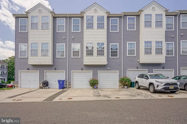 $315,000 | 7 Fox Court, Riverside, NJ 08075