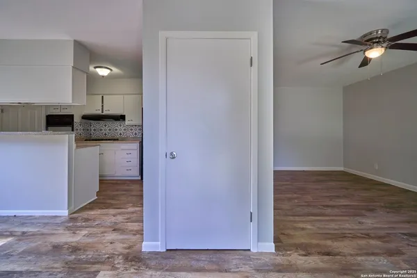 $995 | 118 San Angelo, San Antonio, TX 78212