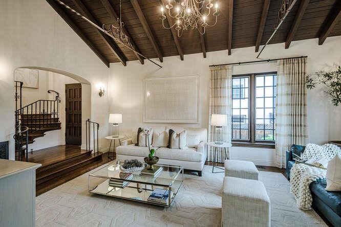 236 Amherst Avenue San Mateo, CA 94402 - Photo 3 of 35 a living room with furniture