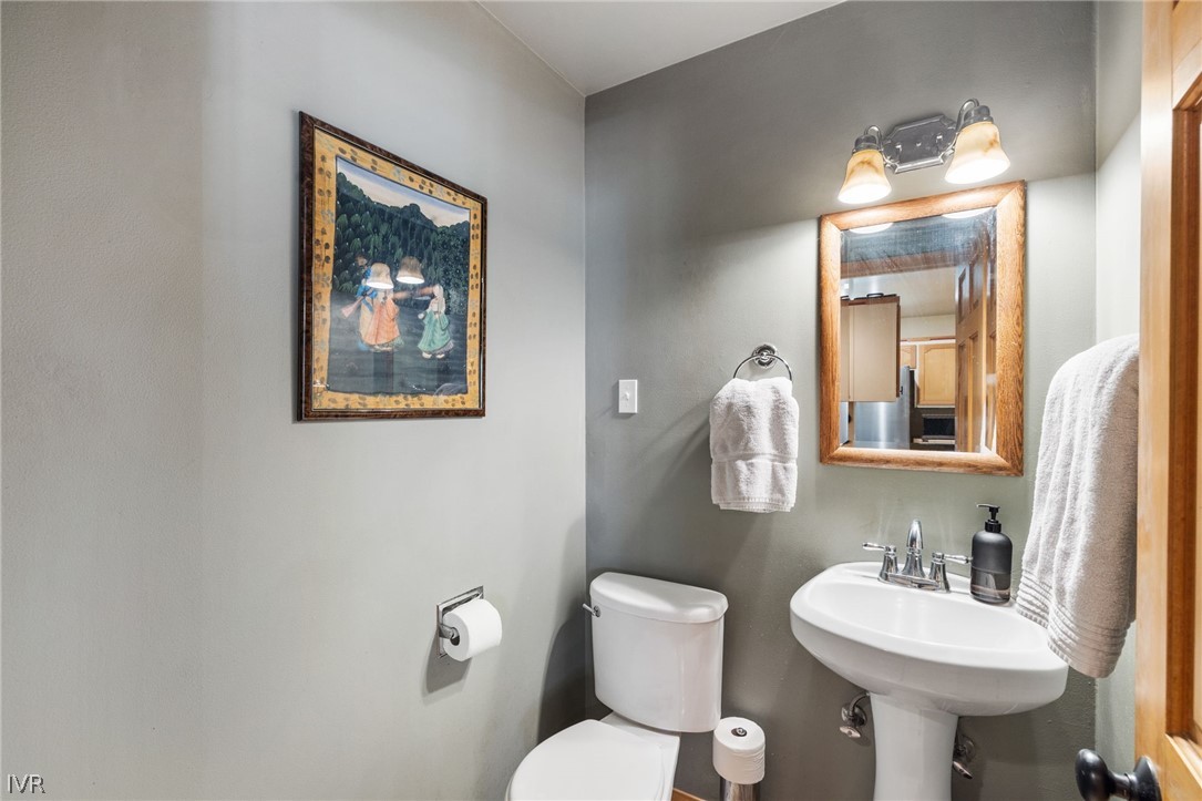 595 Lucille Drive Incline Village, NV 89451 - Photo 25 of 38 Downstairs half bath and around the corner laundry