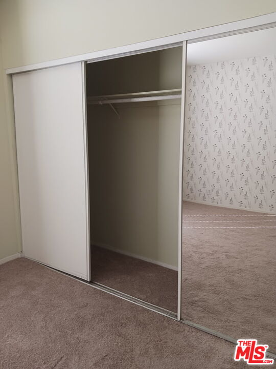 533 South St Andrews Place, Unit 321 Los Angeles, CA 90020 - Photo 10 of 16 a view of an empty room