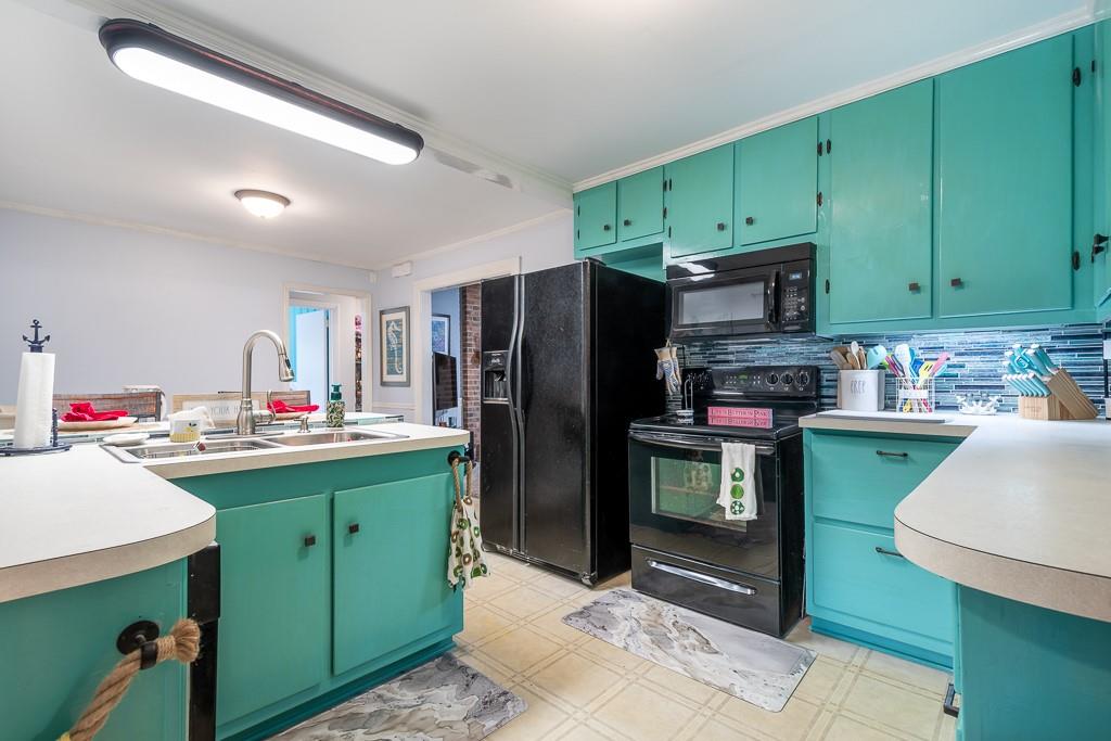 8115 Pleasant Grove Road Charlotte, NC 28216 - Photo 12 of 25 Gallery Image 12