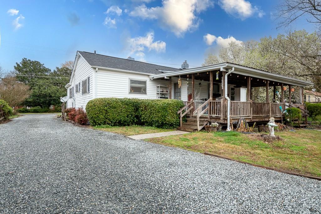 8115 Pleasant Grove Road Charlotte, NC 28216 - Photo 22 of 25 Gallery Image 22