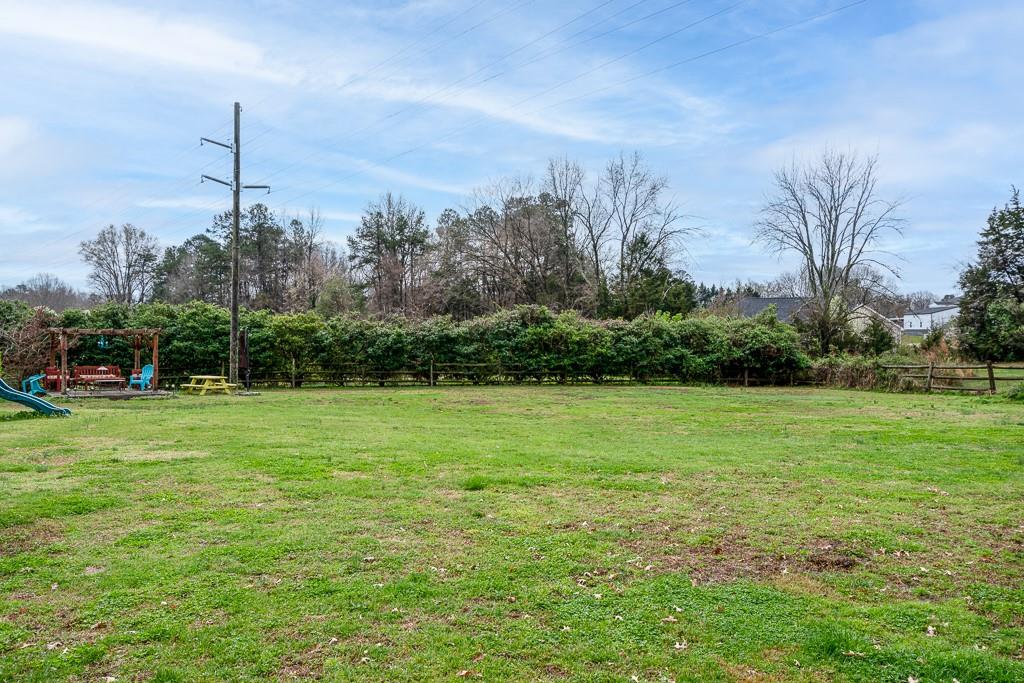 8115 Pleasant Grove Road Charlotte, NC 28216 - Photo 24 of 25 Gallery Image 24