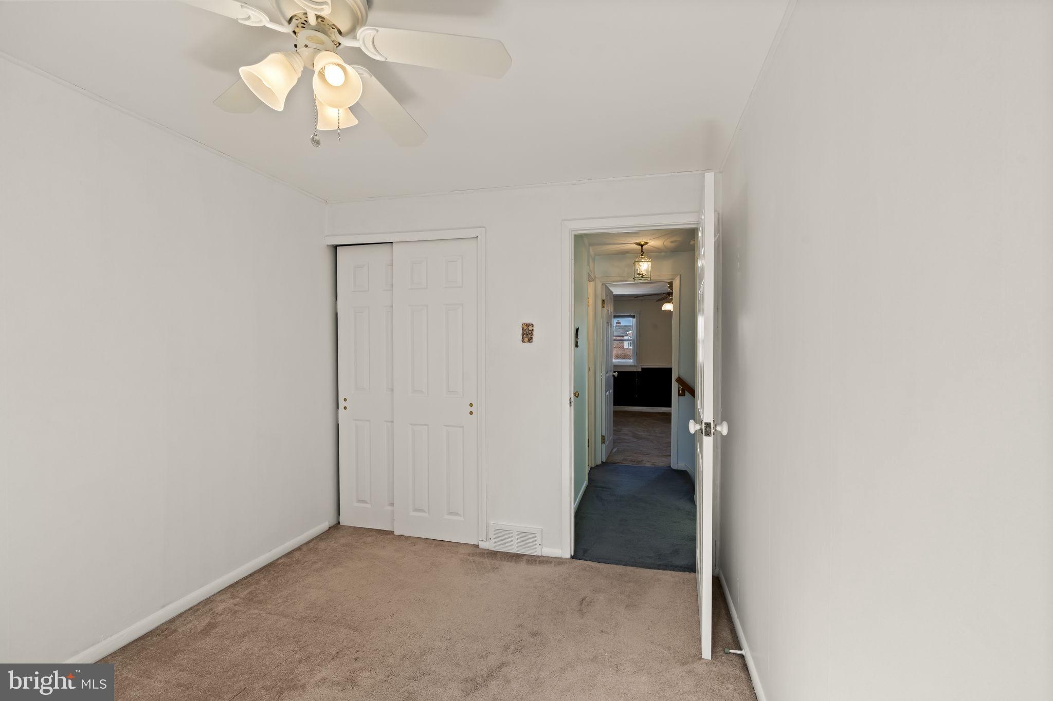 12858 Elnora Road Philadelphia, PA 19154 - Photo 30 of 40 Gallery Image 30