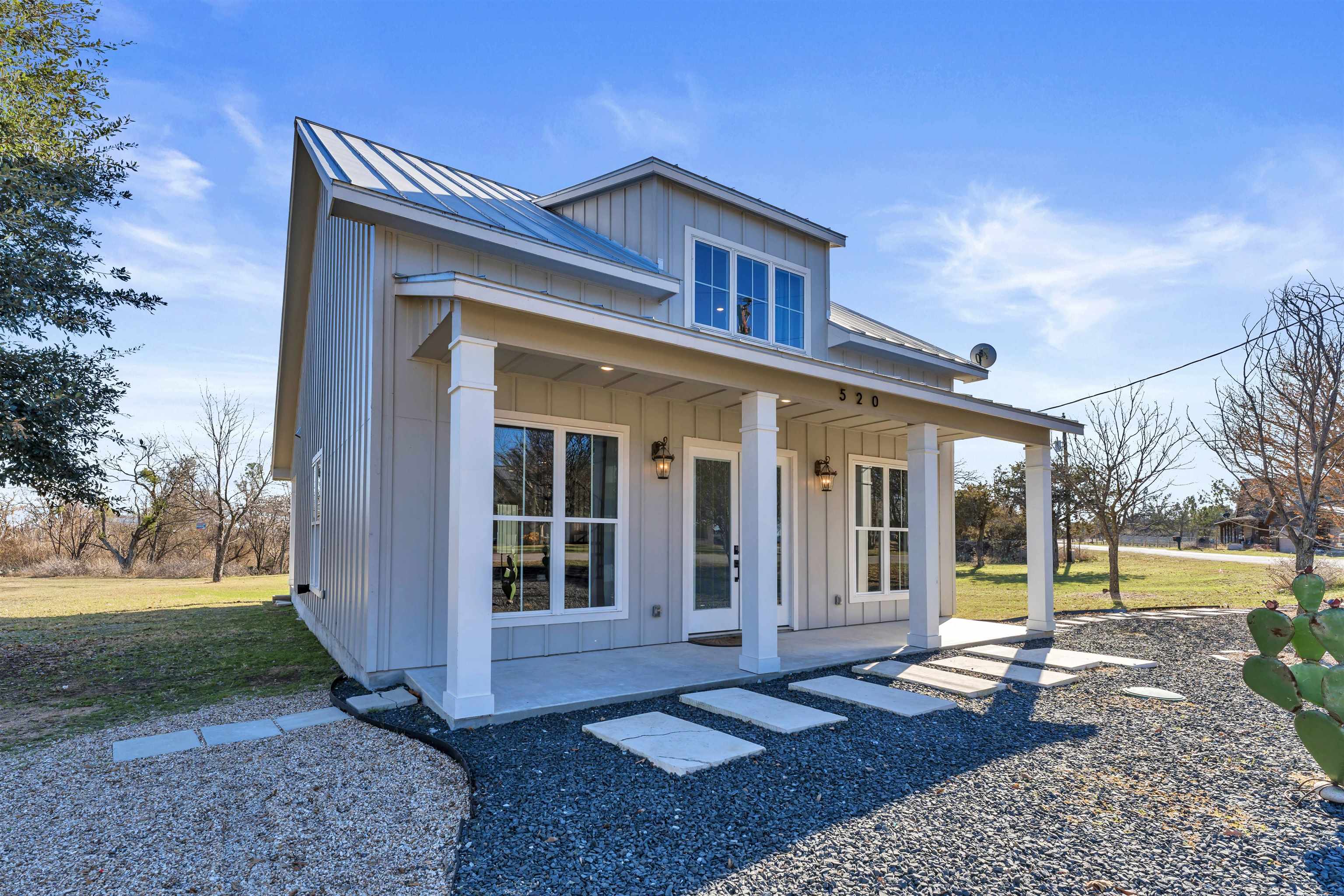 520 East Island Drive Bluffton, TX 78607 - Photo 5 of 30