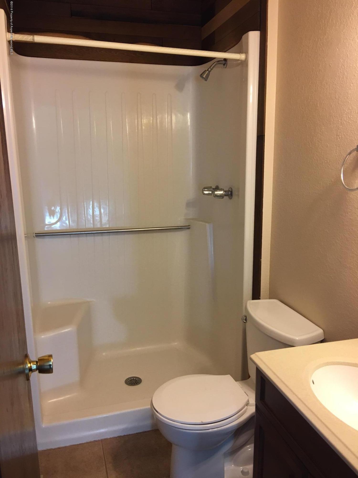 918 County Road 352 Rifle, CO 81650 - Photo 7 of 19 Master 3/4 bath