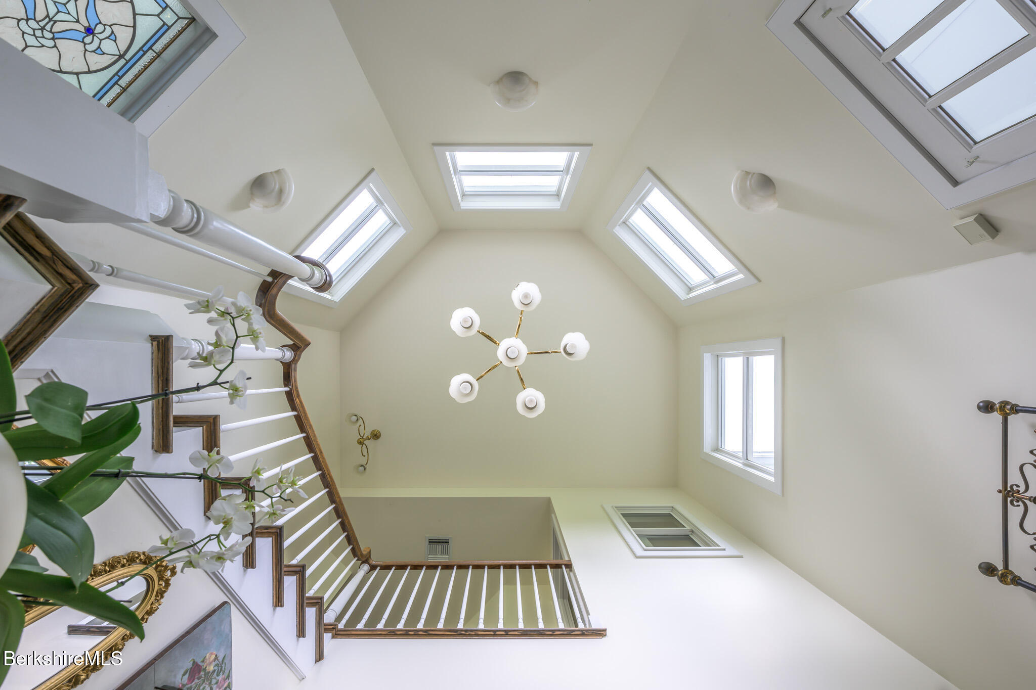 176 West Center Road West Stockbridge, MA 01266 - Photo 29 of 57 a view of entryway and hall with a window