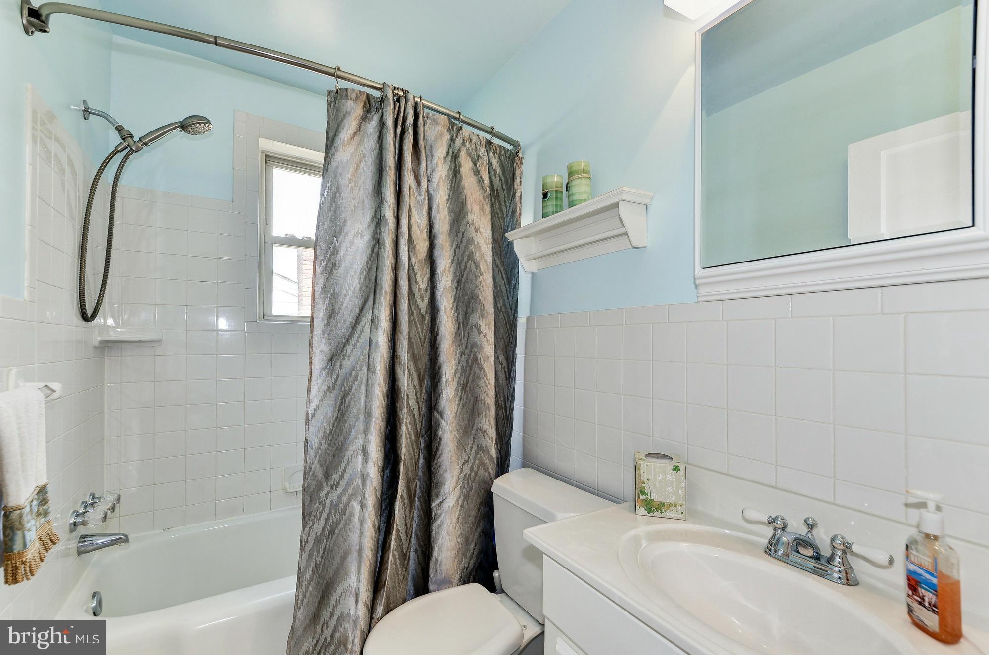 2605 Finch Street Silver Spring, MD 20902 - Photo 13 of 24 Bath