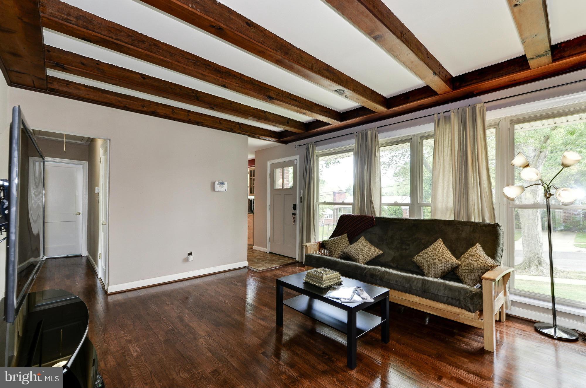 2605 Finch Street Silver Spring, MD 20902 - Photo 6 of 24 Living Room