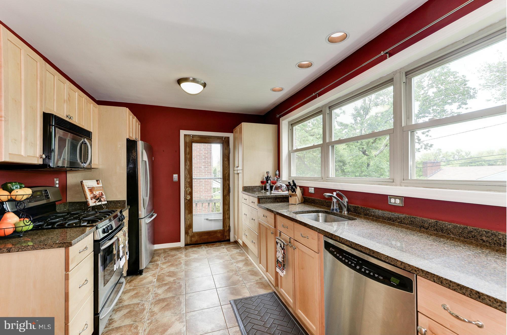 2605 Finch Street Silver Spring, MD 20902 - Photo 7 of 24 Kitchen