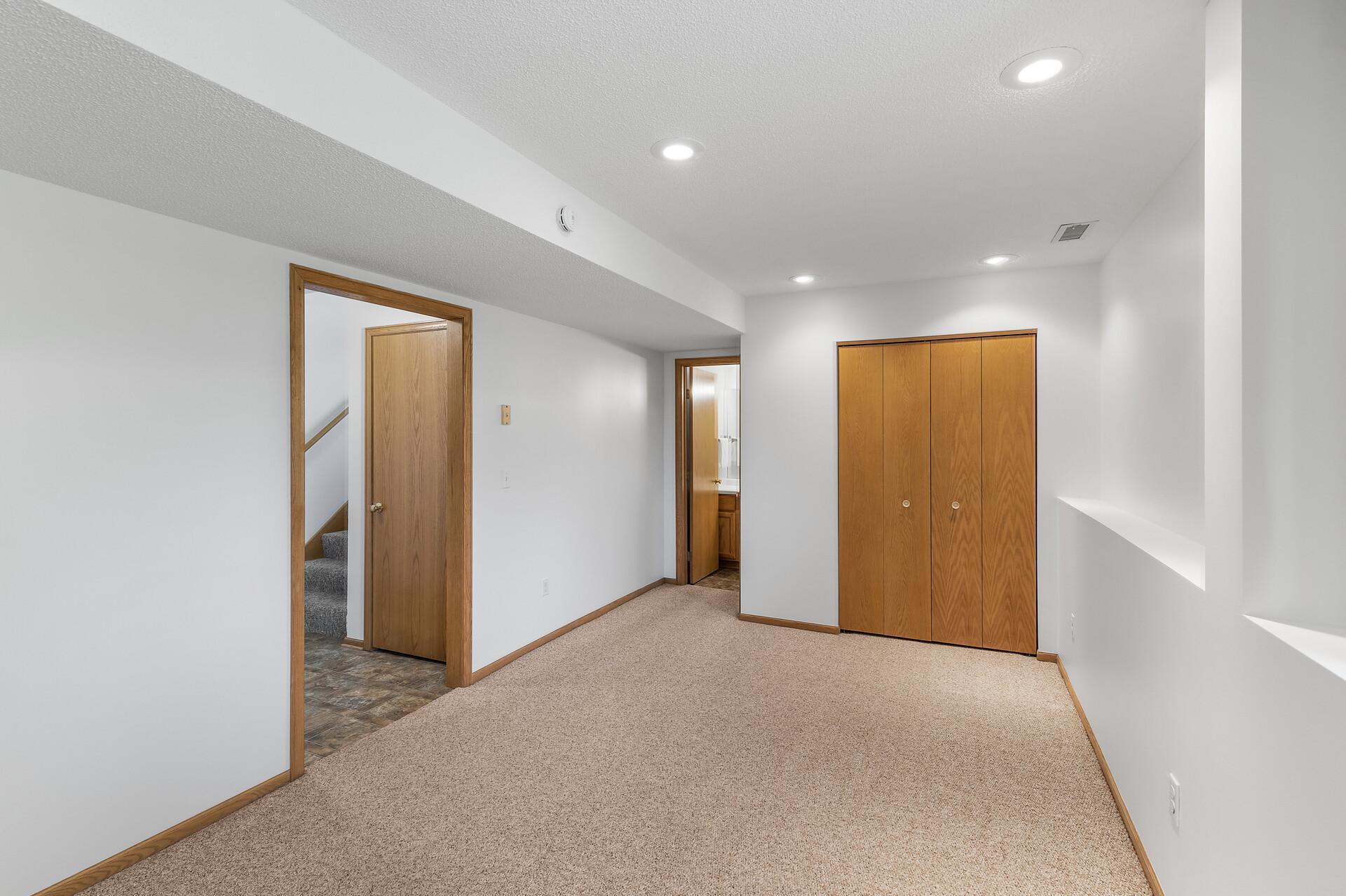 901 Countryside Road Waconia, MN 55387 - Photo 11 of 23 Gallery Image 11
