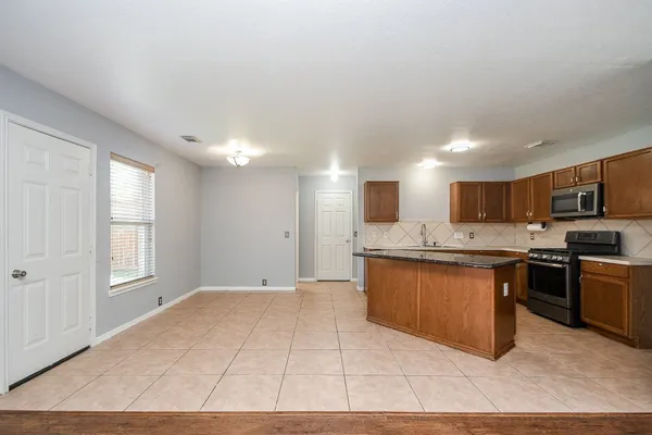 $2,200 | 11914 Brantley Haven Drive, Tomball, TX 77375