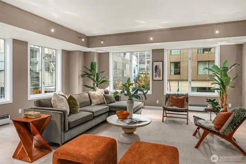$525,000 | 98 Union Street, Unit 309, Seattle, WA 98101