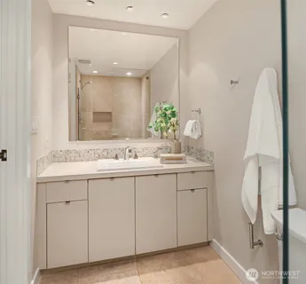 $525,000 | 98 Union Street, Unit 309, Seattle, WA 98101