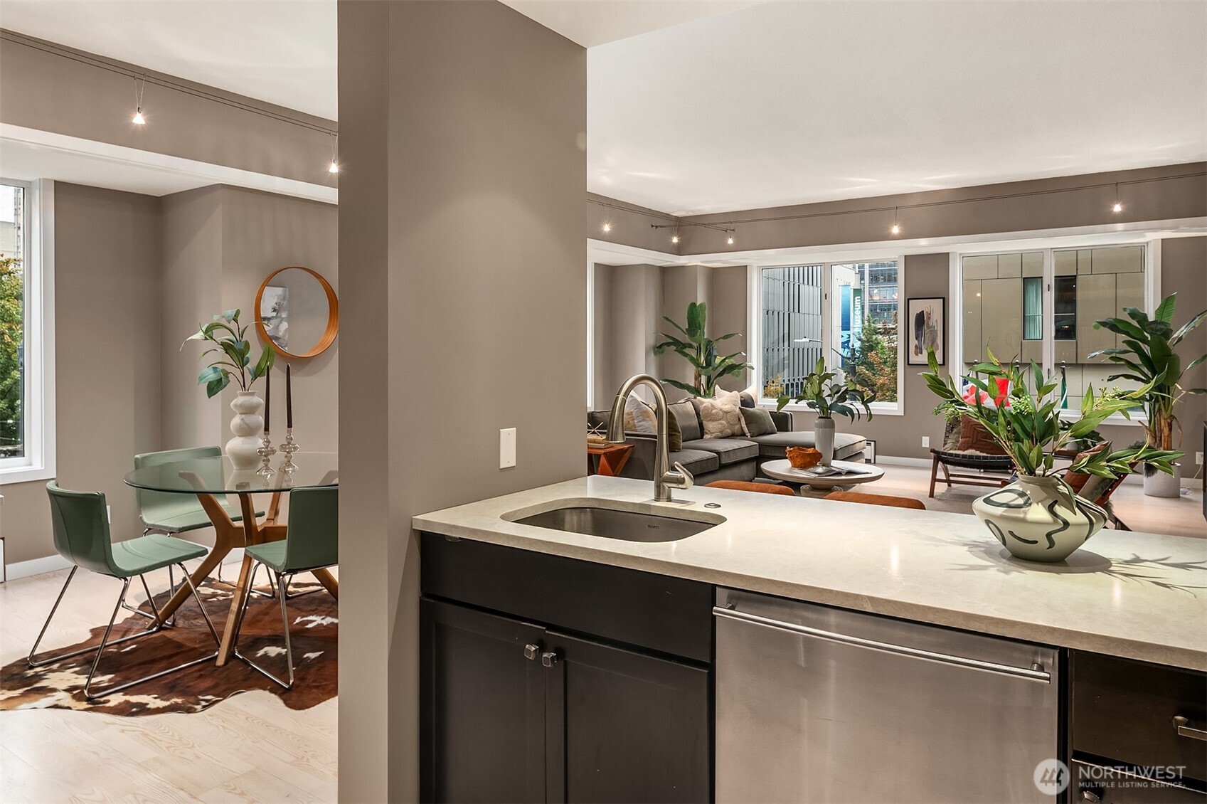 98 Union Street, Unit 309 Seattle, WA 98101 - Photo 9 of 24