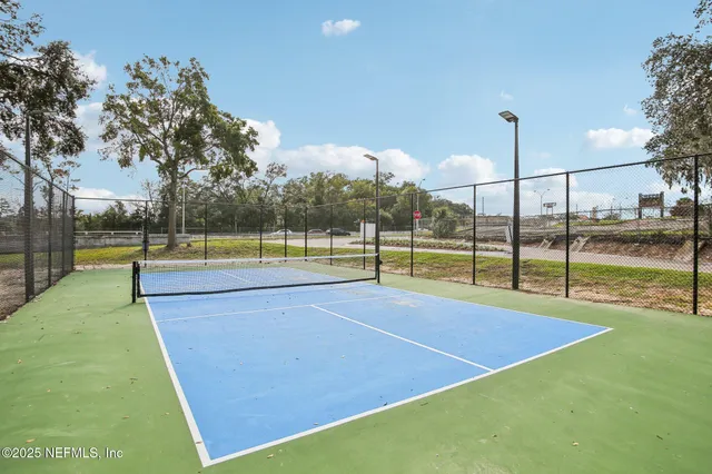 a view of a tennis court